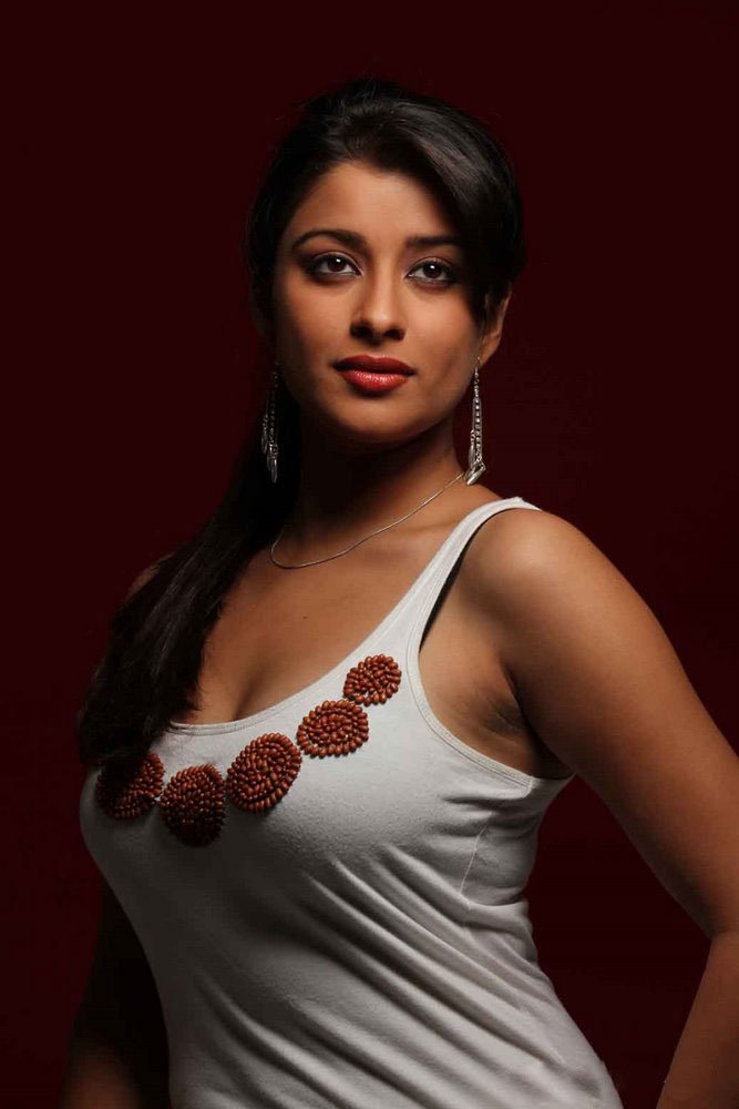 north indian Young call girls available here booking call