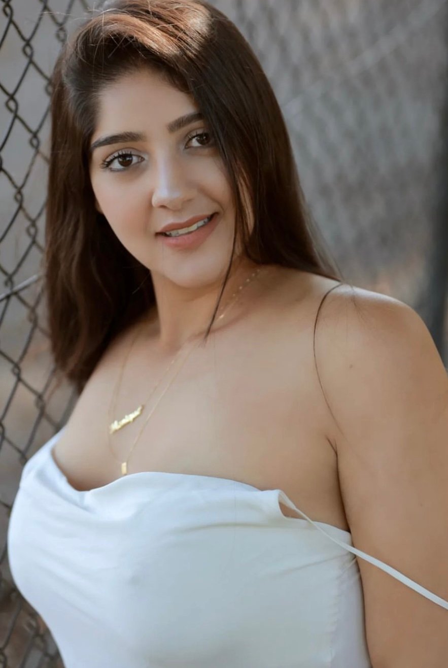 good looking bangalore call girls booking call