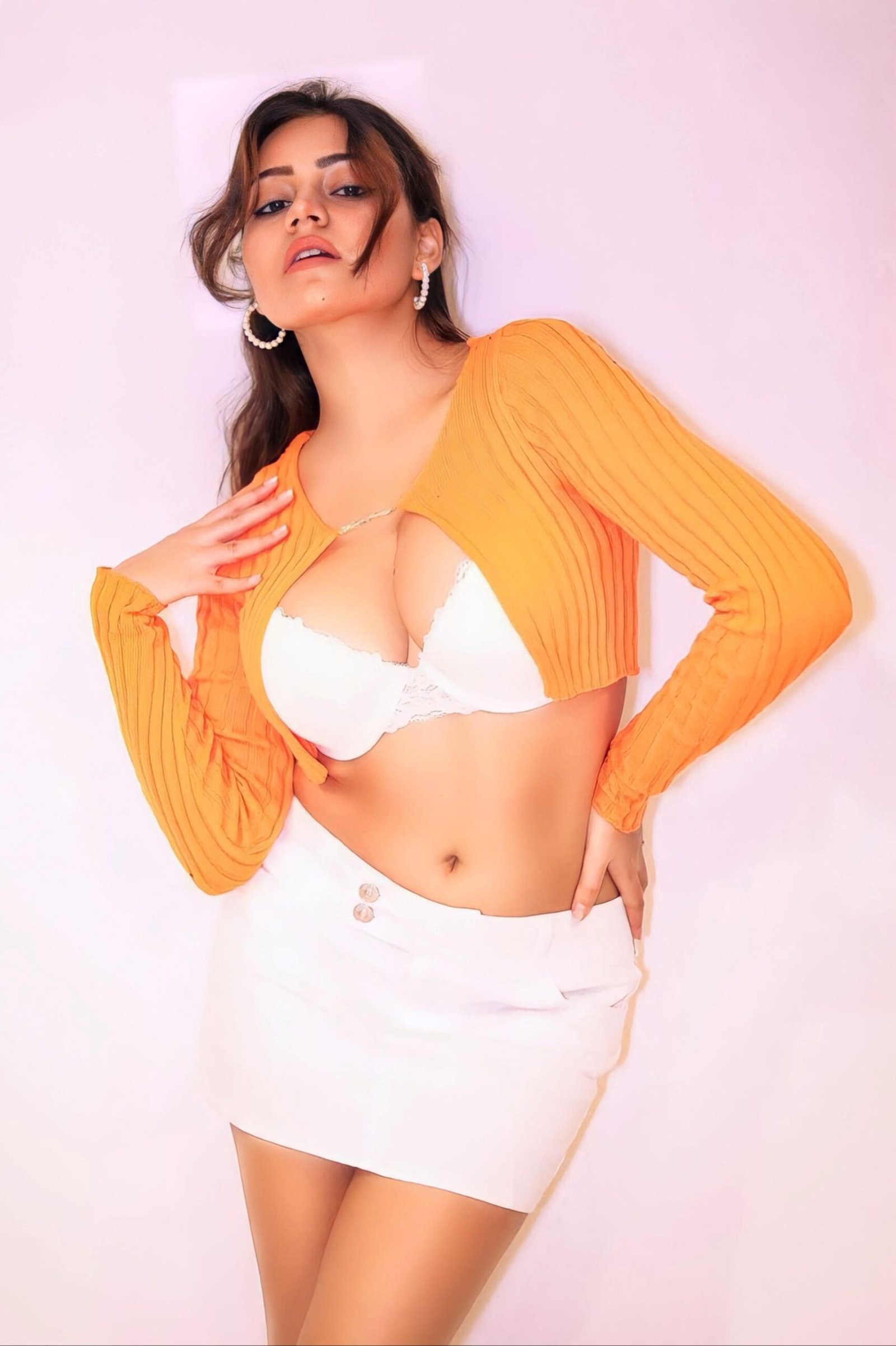 bangalore good looking young call girls escort services in Koramangala