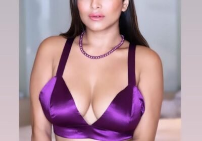 kate-sharma-6-696×870-2