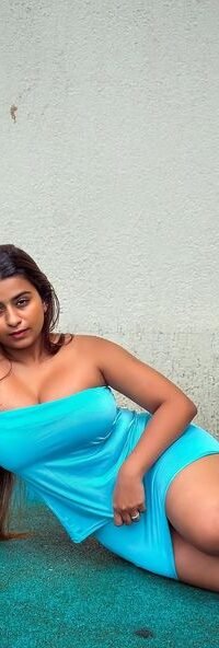 Good looking Hot sexy Yong College Girls Direct here
