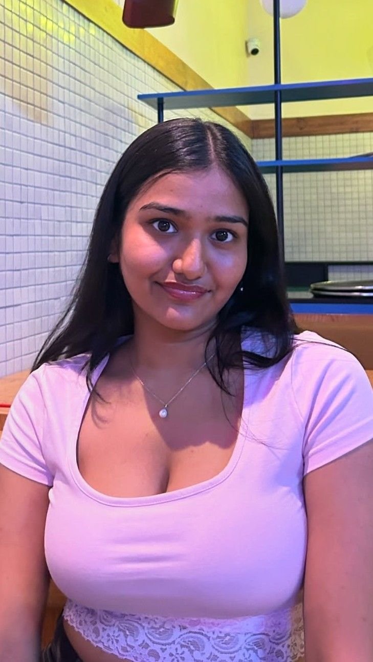 Bngalore fit tall Good looking young Girls available here