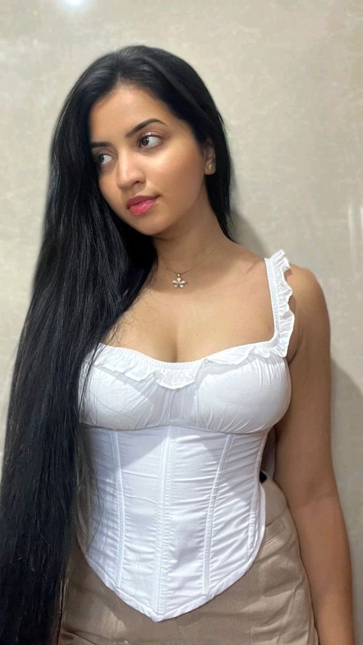 Good looking North and south indian girls available here contact now