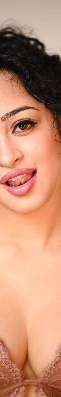 My Self Divya Good looking Bangalore Young College Girl Directly Book Me