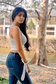 good looking young kannada womens available for fun booking call