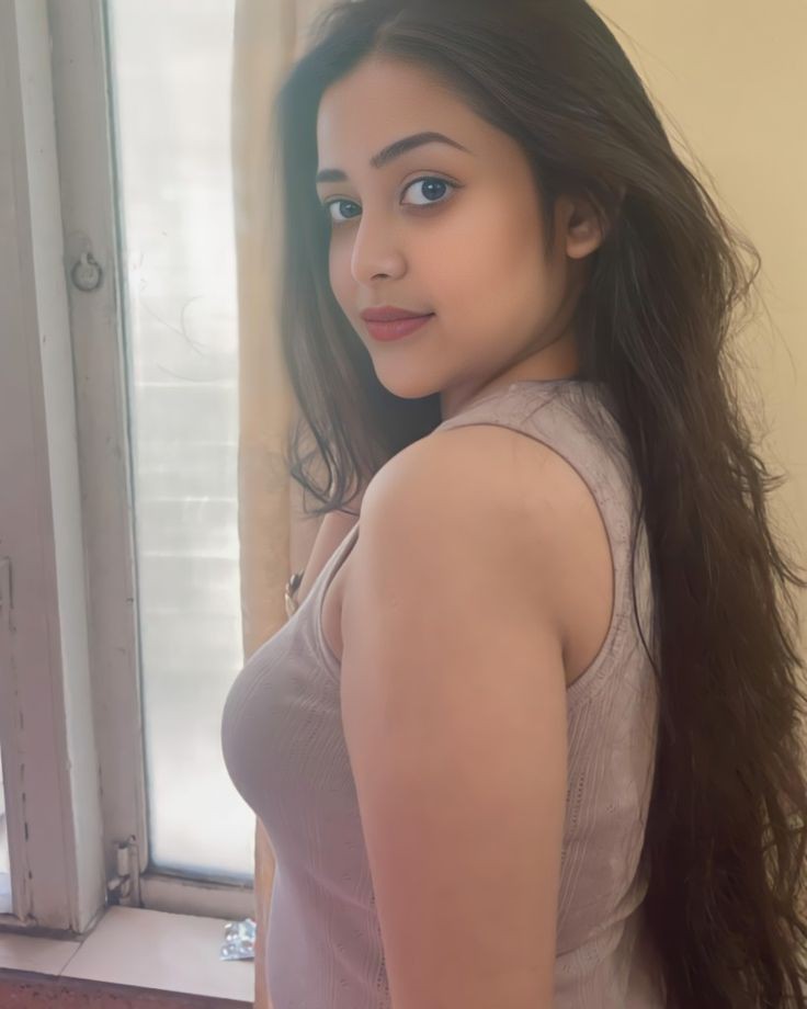 Wheatish Beauty Call Girls Bangalore