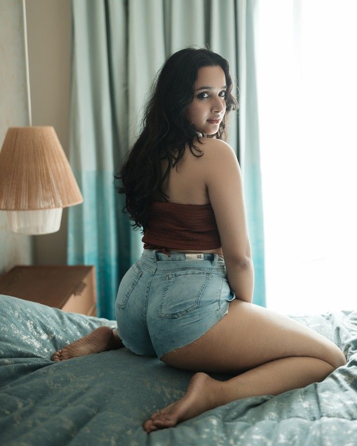 College VIP Escorts Bangalore