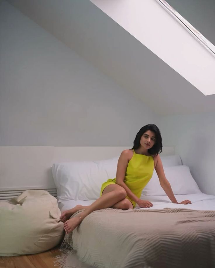 Sexy Tall Girls in Bangalore