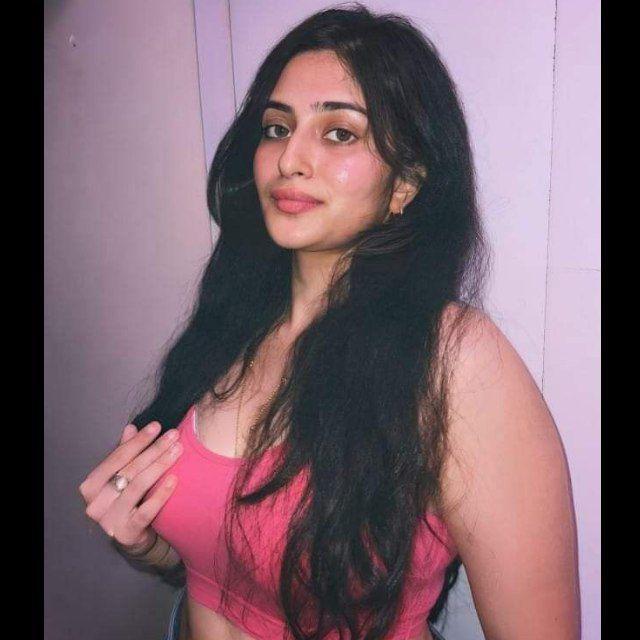 Voluptuous Busty Models Bangalore