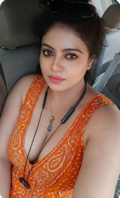 Voluptuous Busty Models Bangalore