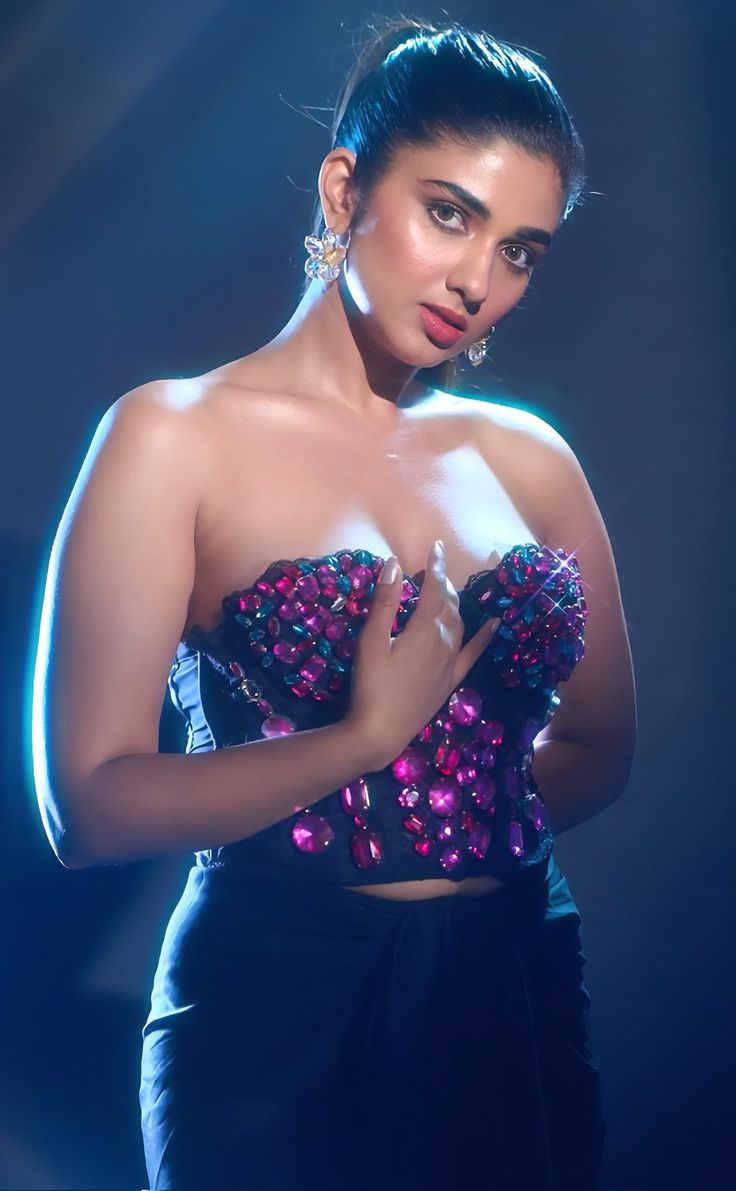 Elite Curvy Girls Bangalore